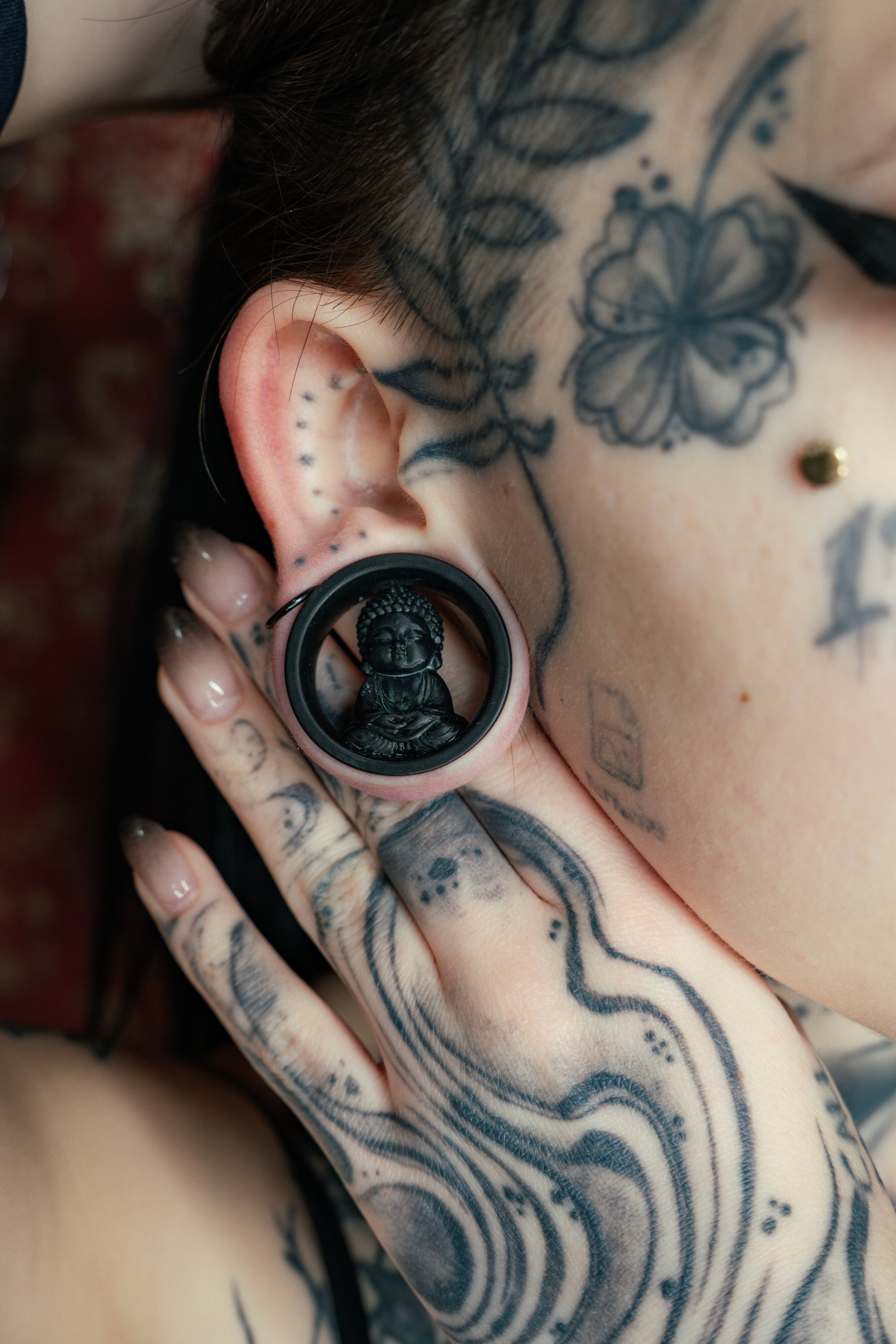 One Pair of Buddha Tunnels