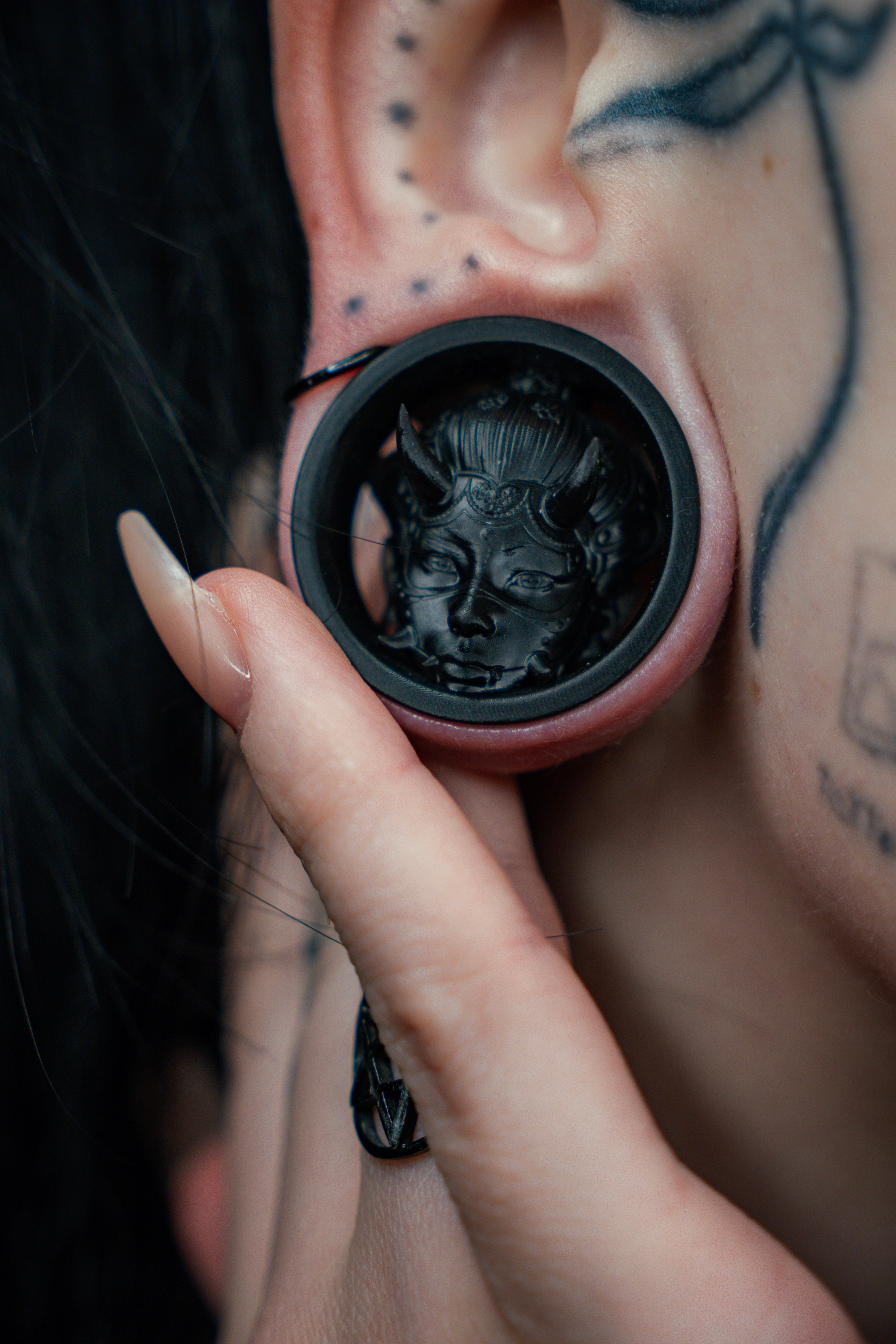 One Pair of Noh Oni Tunnels