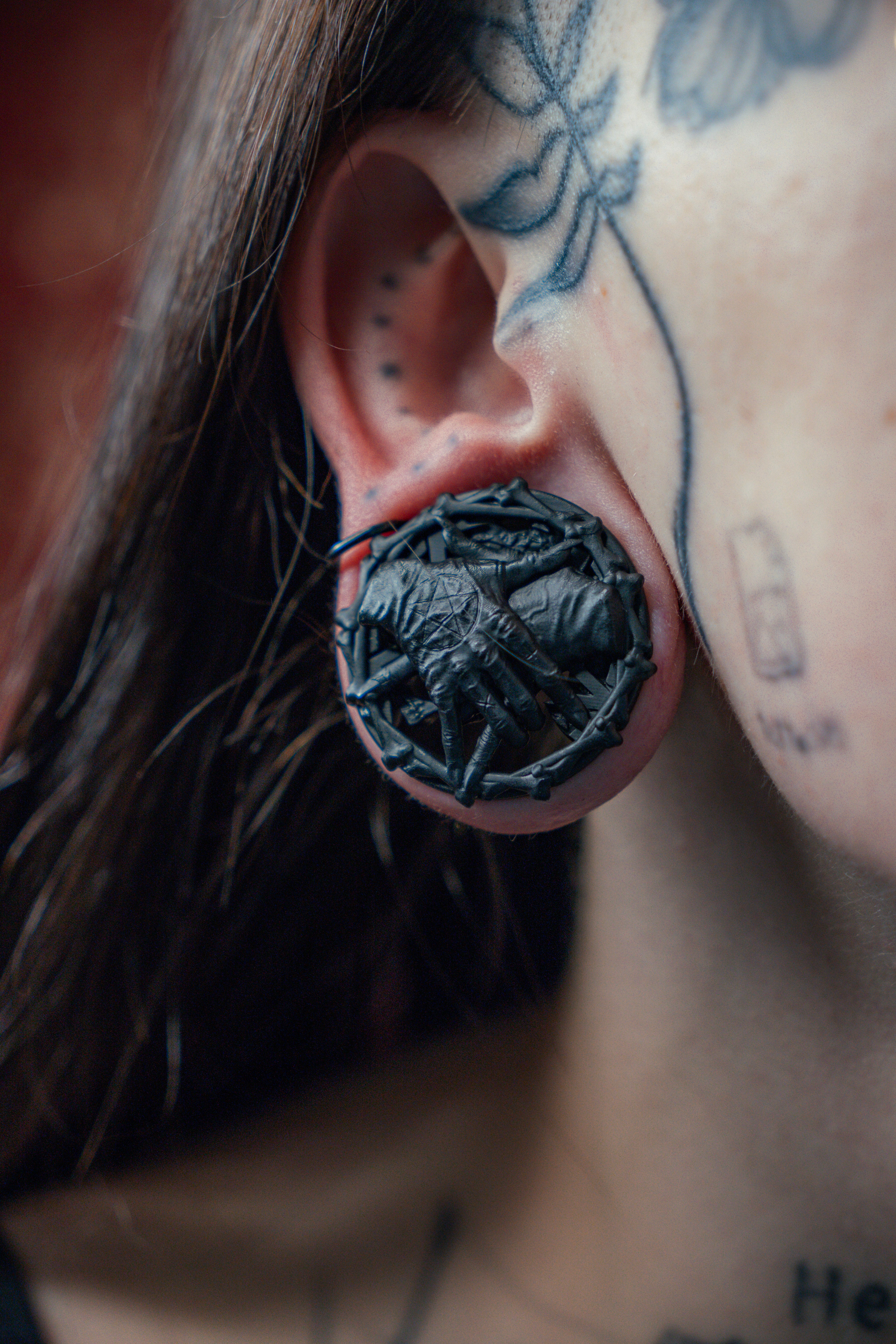One Pair of Baphometh Hands Tunnels