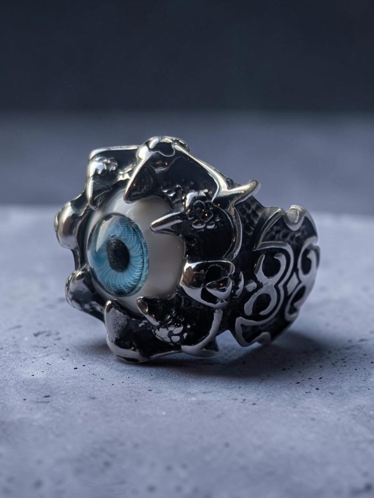 Eye Ring