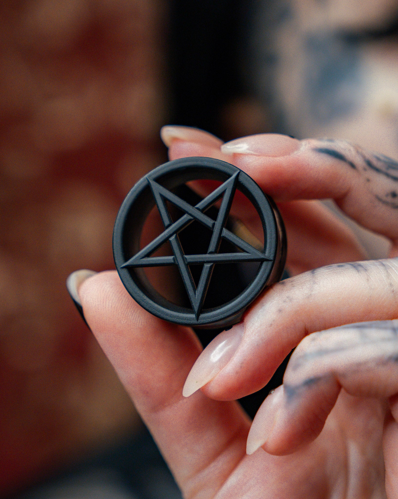 One Pair of Pentagramm Tunnels