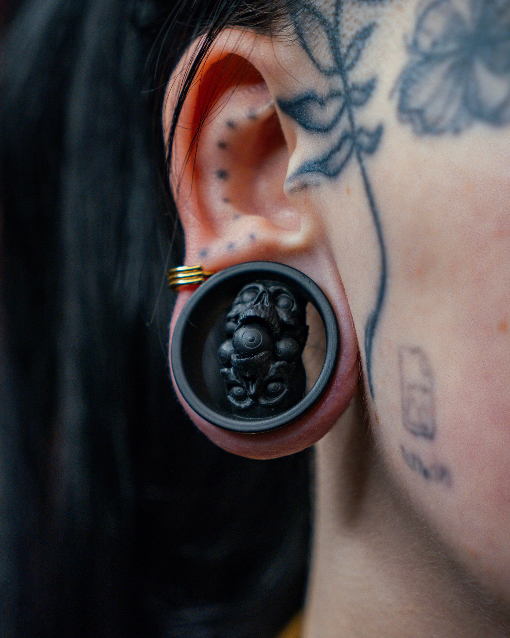 One Pair Skulls of Madness Tunnels